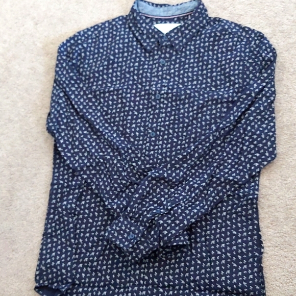 Printed button up - Picture 1 of 1